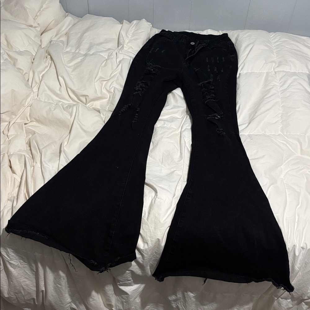 Black Flare ripped Leg Jeans